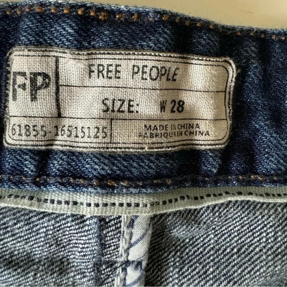 Free People Festival Cut Off Denim Jean Shorts Size 28 - Picture 6 of 8